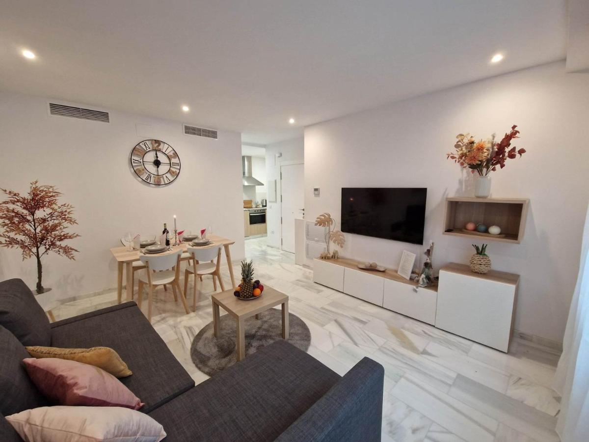 Francisco Cano Apartment ฟูเอนฮิโรลา ภายนอก รูปภาพ