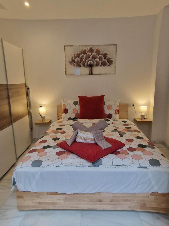 Francisco Cano Apartment ฟูเอนฮิโรลา ภายนอก รูปภาพ