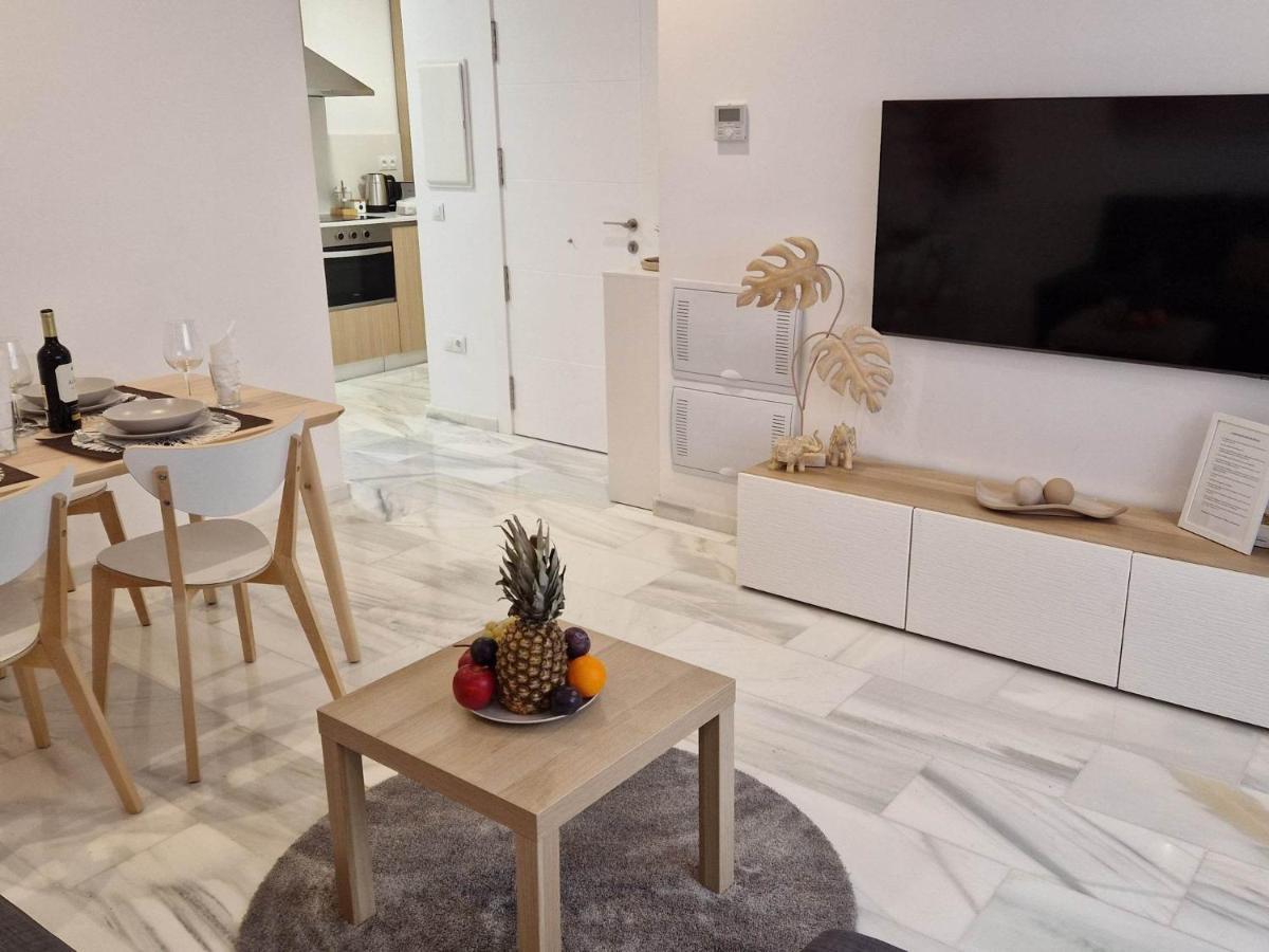Francisco Cano Apartment ฟูเอนฮิโรลา ภายนอก รูปภาพ