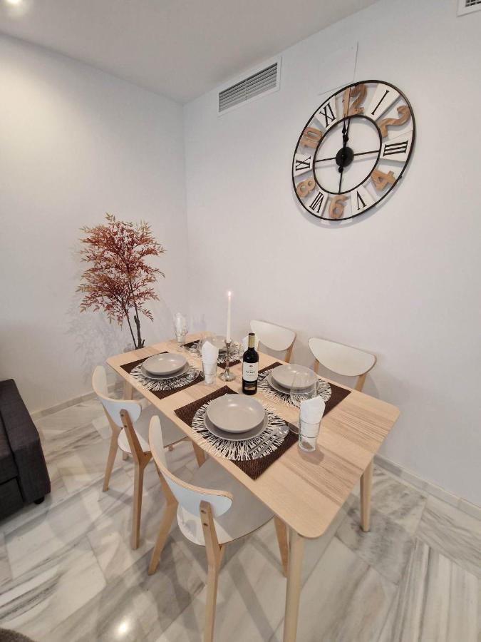 Francisco Cano Apartment ฟูเอนฮิโรลา ภายนอก รูปภาพ