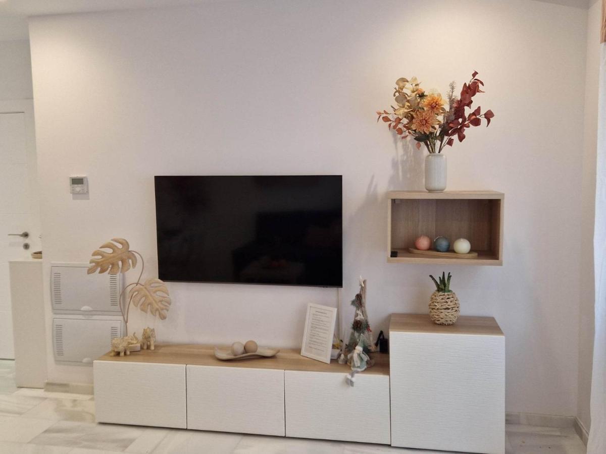 Francisco Cano Apartment ฟูเอนฮิโรลา ภายนอก รูปภาพ