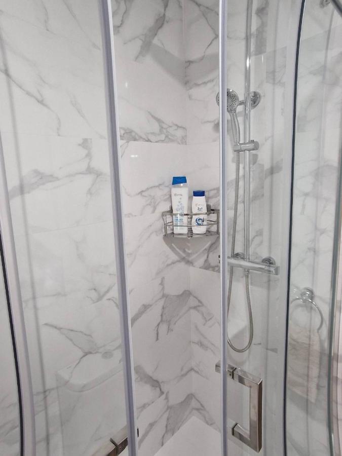 Francisco Cano Apartment ฟูเอนฮิโรลา ภายนอก รูปภาพ