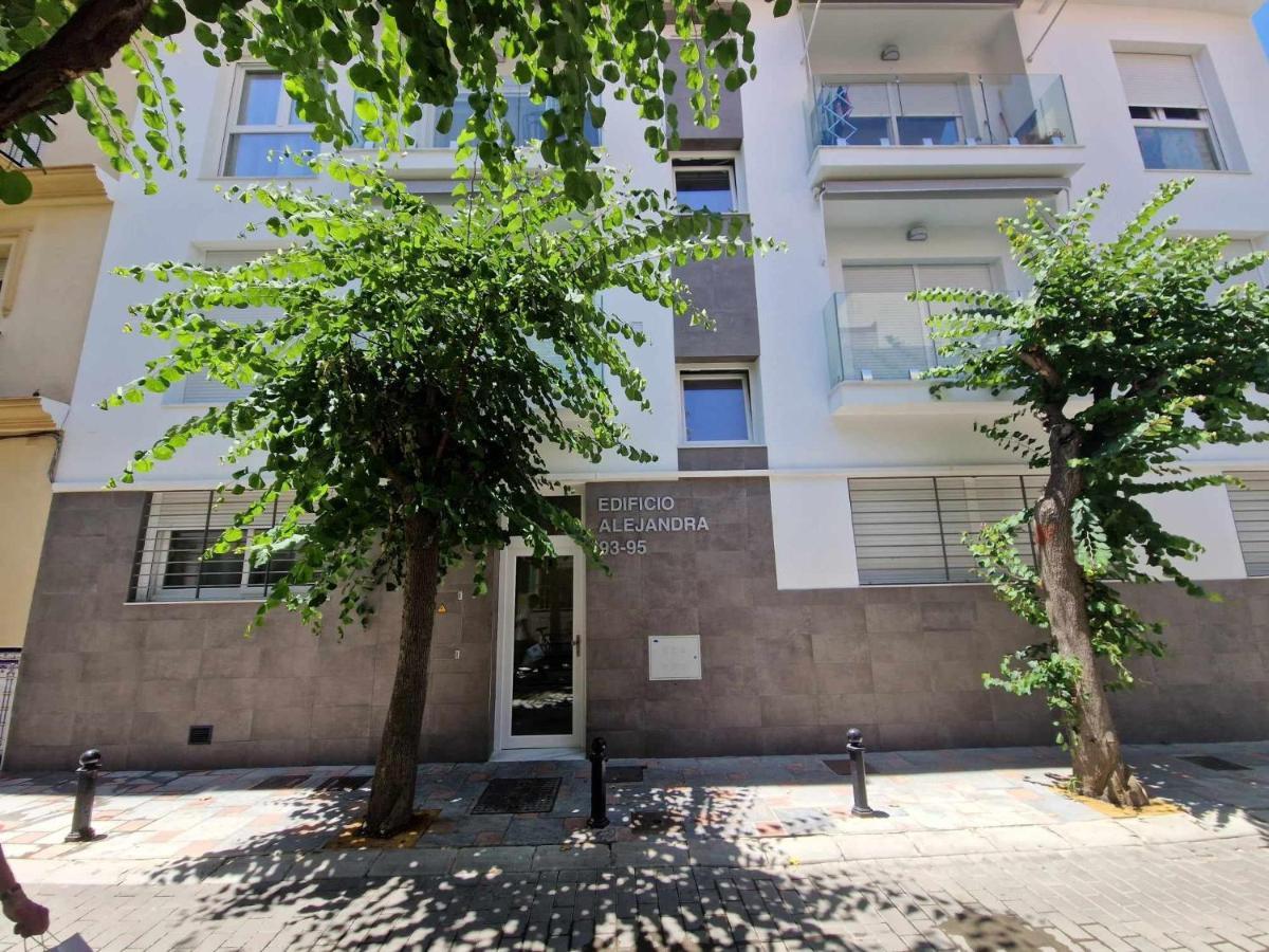 Francisco Cano Apartment ฟูเอนฮิโรลา ภายนอก รูปภาพ